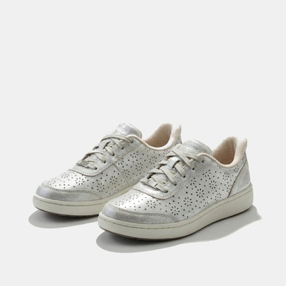 Elise - Der Hands-Free Komfort-Sneaker für stilvolle Tage