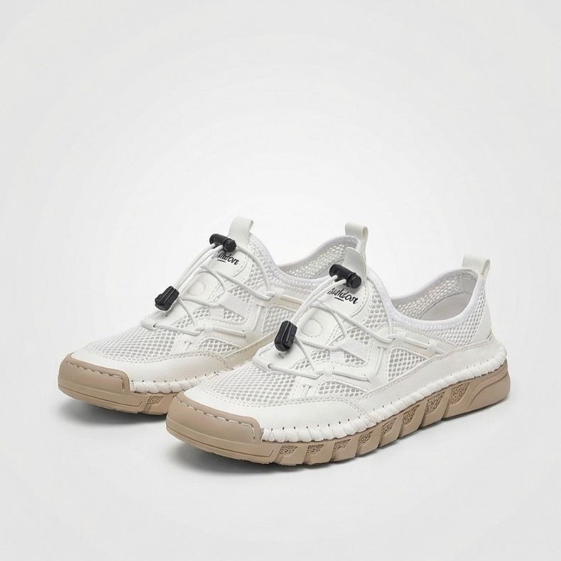 Elara – Der atmungsaktive Komfortschuh
