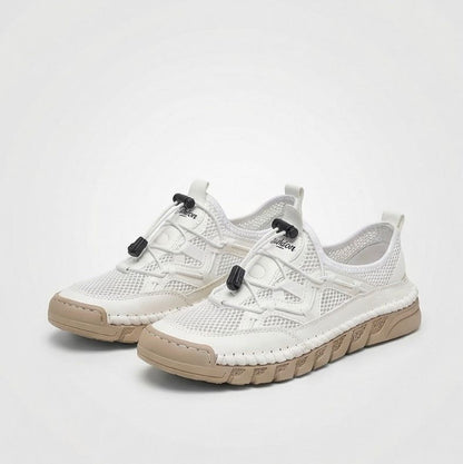 Elara – Der atmungsaktive Komfortschuh