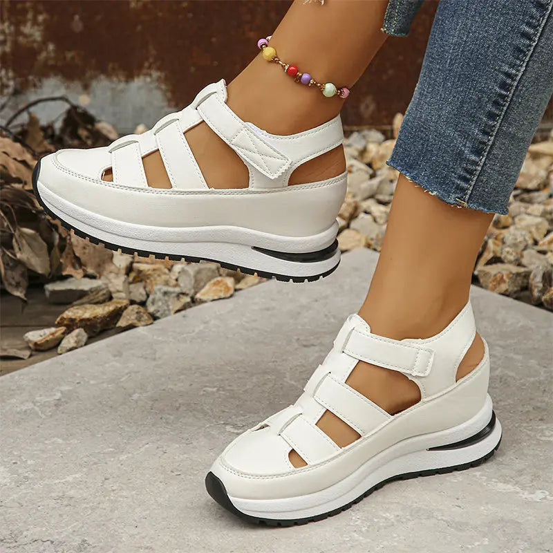 Lone - Perfekt bequeme Sandalen