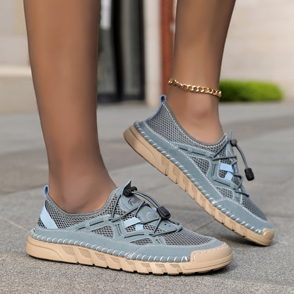 Elara – Der atmungsaktive Komfortschuh